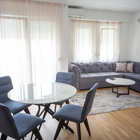 Blue Moon Apartment 波德戈里察 外观 照片