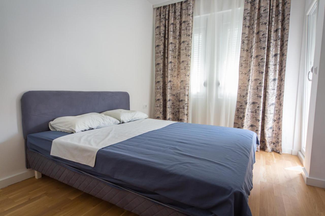 Blue Moon Apartment 波德戈里察 外观 照片